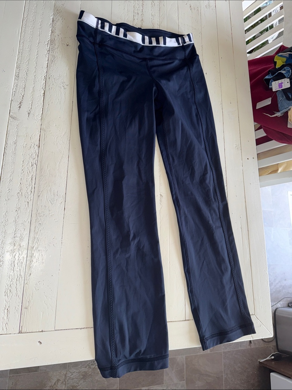 Lululemon athletica Inspire Crop Inkwell Ocean Stripe Size 8